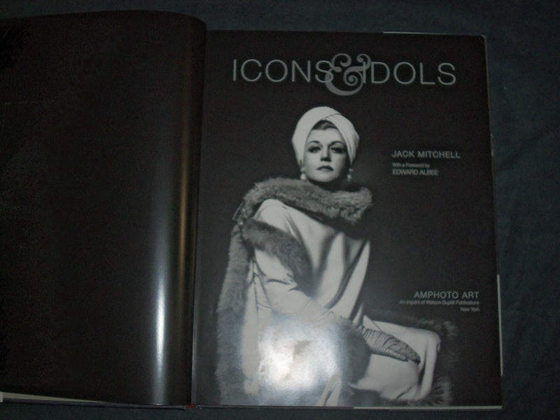1998 ICONS & DOLLS BY JACK MITCHELL - HARD COVER BOOK - I 1843