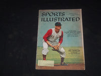 1957 SEPTEMBER 9 SPORTS ILLUSTRATED MAGAZINE - ROY MCMILLAN - SP 8849