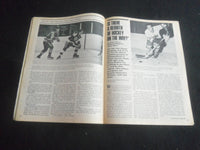 1974 FEBRUARY ACTION SPORTS HOCKEY MAGAZINE - PAUL HENDERSON COVER - B 6235M