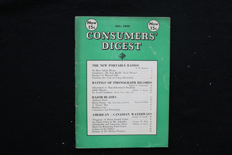 1939 JULY CONSUMERS' DIGEST MAGAZINE - NEW PORTABLE RADIOS COVER - K 401