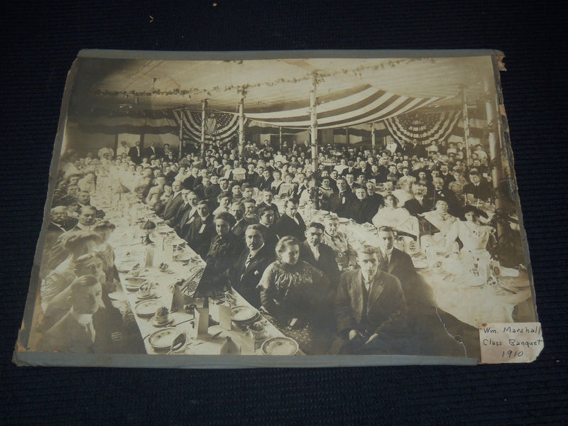 1910 WM. MARSHALL CLASS BANQUET MOUNTED PHOTO - 14 1/2x11 - #174