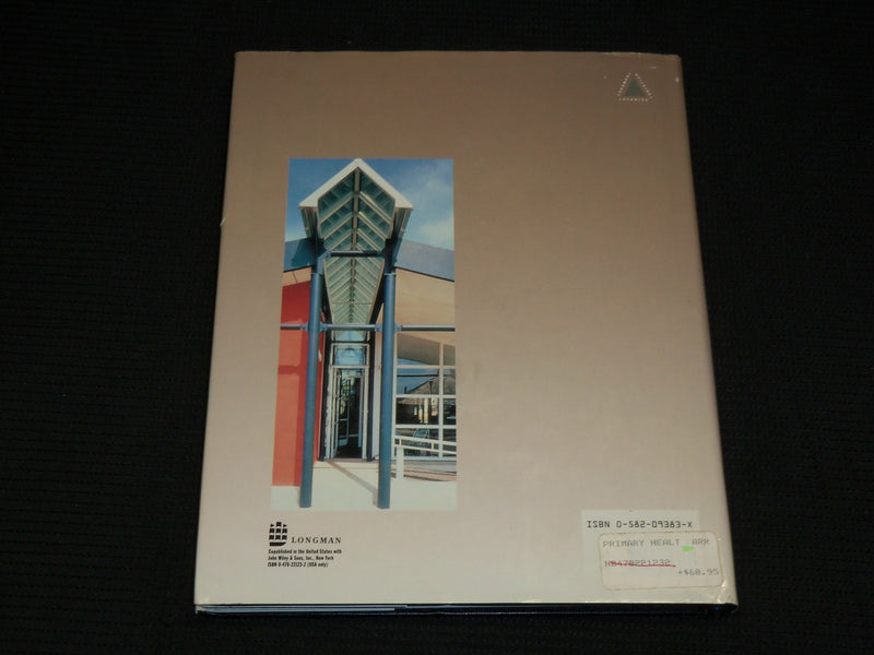 1993 PRIMARY HEALTH CARE CENTRES VALINS HARDCOVER BOOK BY MARTIN VALINS - R 712T