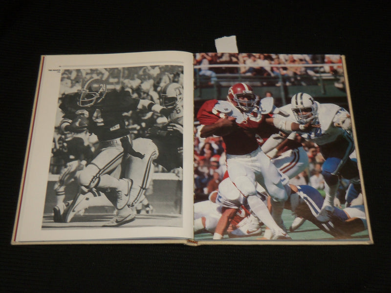 1983 BAMA AND THE BEAR BOOK - UNIVERSITY OF ALABAMA - RECORD - R 719S
