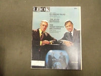 1971 OCTOBER 5 LOOK MAGAZINE - FRANK MCGEE & HUGH DOWNS - ST 2945