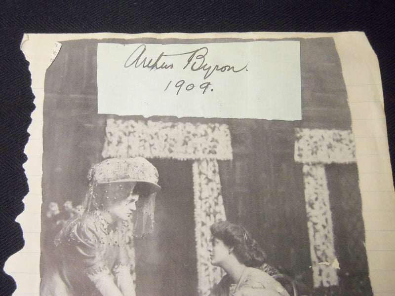 1909 ARTHUR BYRON CUT SIGNATURE & IRENE WYCHERLEY THEATRE PROGRAM - J 5513