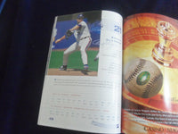 1998 TORONTO BLUE JAYS YEARBOOK - ROGER CLEMENS - ST 7115