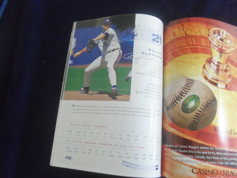 1998 TORONTO BLUE JAYS YEARBOOK - ROGER CLEMENS - ST 7115