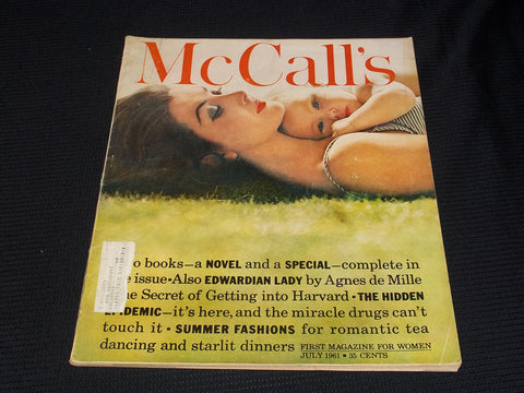 1961 JULY MCCALL'S MAGAZINE VERY NICE FRONT COVER & FULL PAGE ADS - E 2437