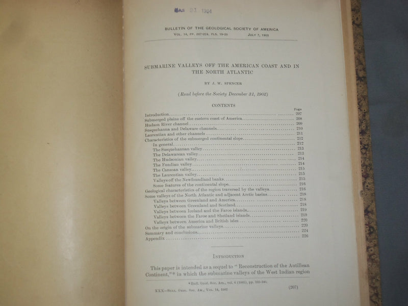 1903 SUBMARINE VALLEYS OFF THE AMERICAN COAST AND IN THE NORTH ATLANTIC - J 4856