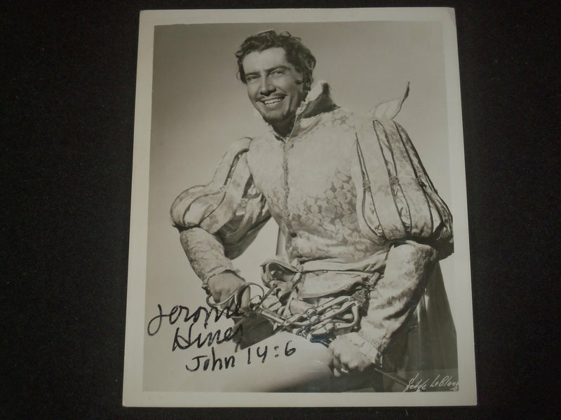 JEROME HINES AUTOGRAPHED 8X10 PHOTOGRAPH - J 6273