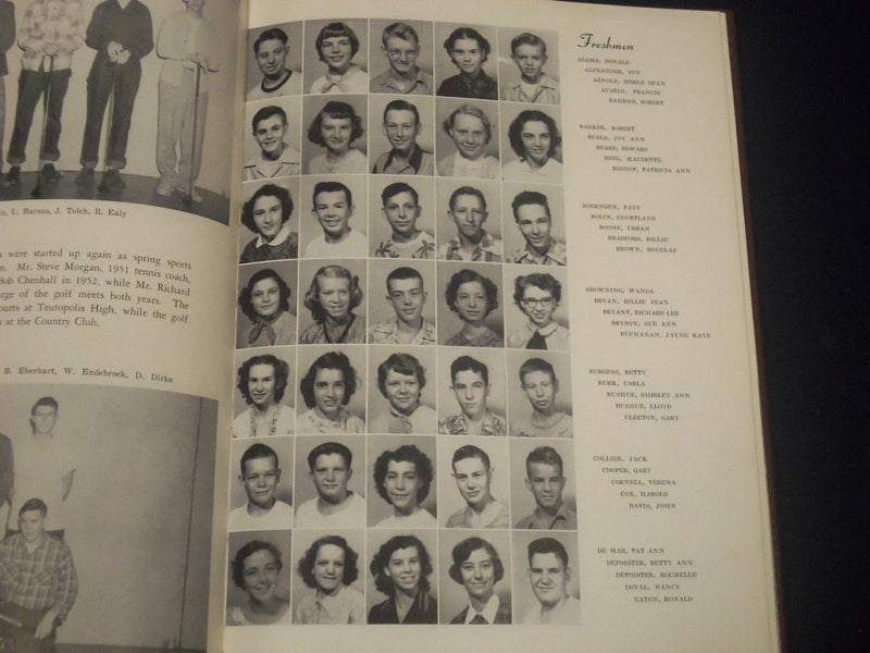 1952 SIGNET EFFINGHAM HIGH SCHOOL YEARBOOK - ILLINOIS - GREAT PHOTOS - YB 257