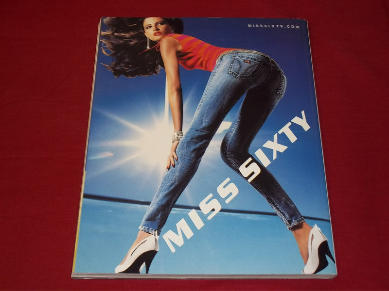 2004 APRIL DAZED & CONFUSED MAGAZINE - HEATHER MARKS COVER - FASHION - RC 420