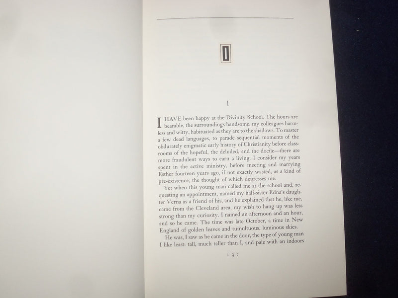 1986 ROGER'S VERSION HARDCOVER BOOK- JOHN UPDIKE - SIGNED 1ST EDITION - KD 8982