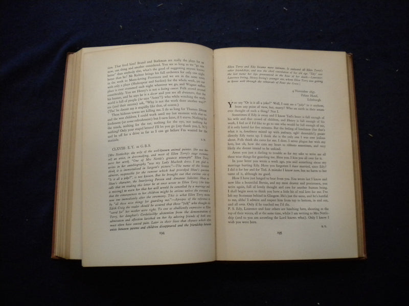 1931 ELLEN TERRY AND BERNARD SHAW A CORRESPONDENCE HARDCOVER BOOK - KD 8041