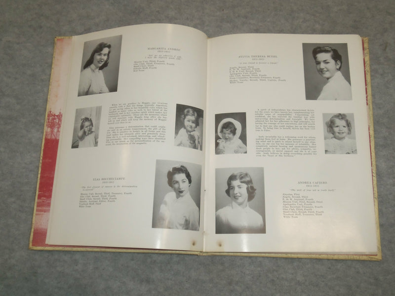 1955 CONVENT OF THE SACRED HEART YEARBOOK - TORRESDALE, PENNSYLVANIA - YB 2075