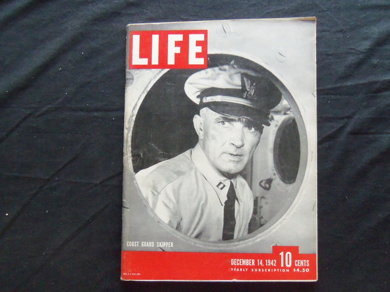 1942 DECEMBER 14 LIFE MAGAZINE - COAST GUARD SKIPPER - L 317