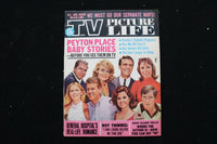 1966 JANUARY TV PICTURE LIFE MAGAZINE - THE PEYTON PLACE CAST COVER - E 25746