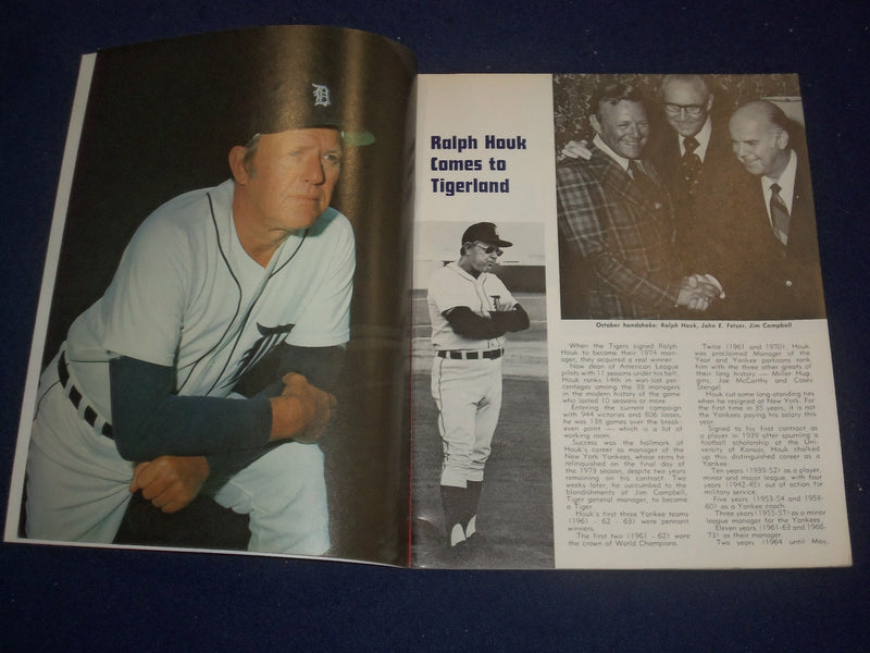 1974 DETROIT TIGERS YEARBOOK - ST 6506