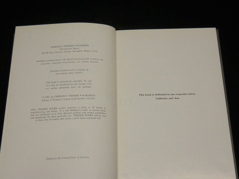 1959 GOUTY ARTHRITIS AND GOUT BOOK BY DR. WEISS & SEGALOFF - KD 2767A