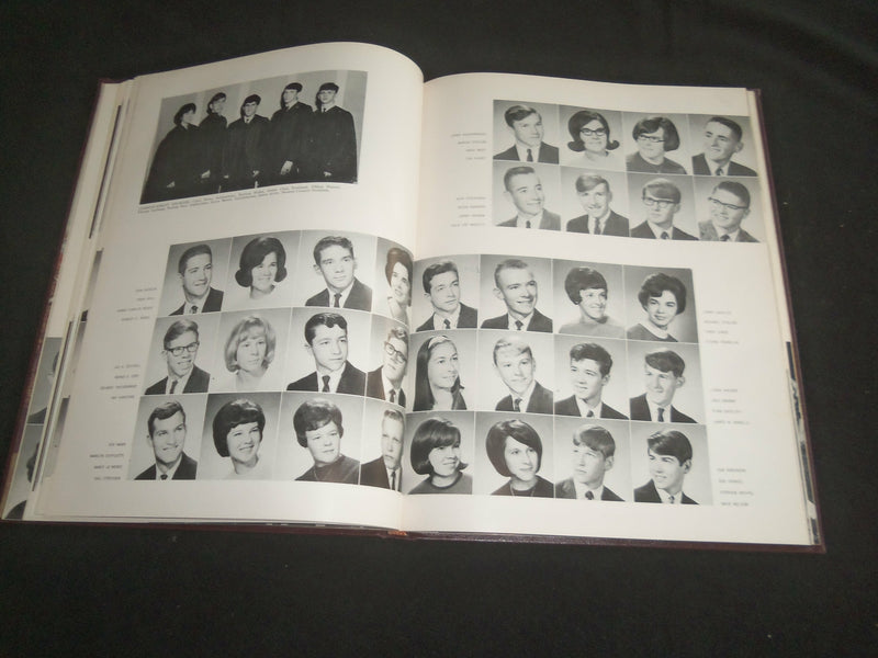 1967 ATODNEM MENDOTA HIGH SCHOOL YEARBOOK - MENDOTA, ILLINOIS - YB 2528