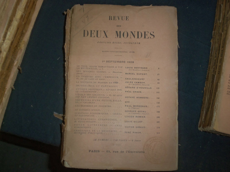 1927-1928 REVUE DES DEUX MONDES MAGAZINE - LOT OF 30 - FRENCH - WR 878C
