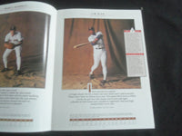 1988 BOSTON RED SOX YEARBOOK - WADE BOGGS - ROGER CLEMENS - B 4077K