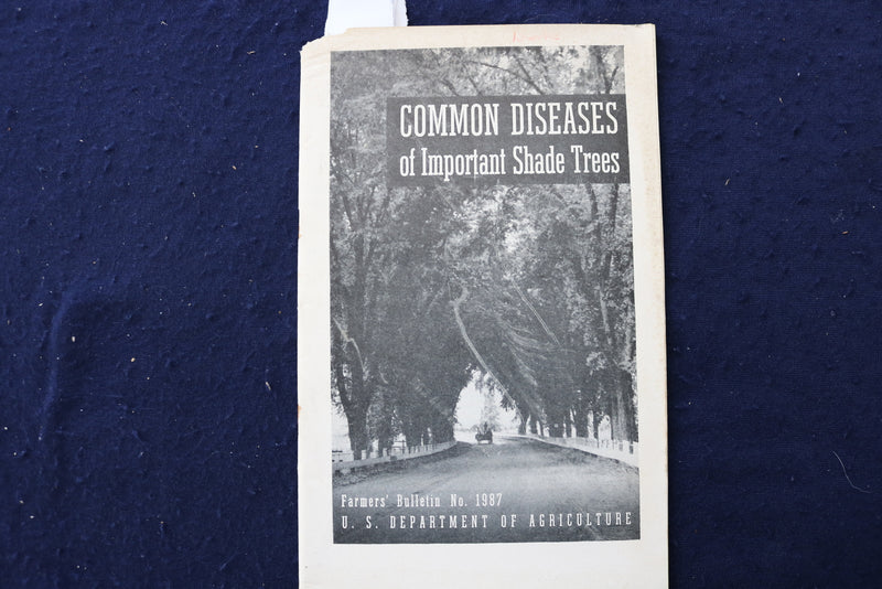 1942 & 1948 SHADE TREES CARE & COMMON DISEASES SOFTCOVER BOOKS -LOT OF 2- K 1414