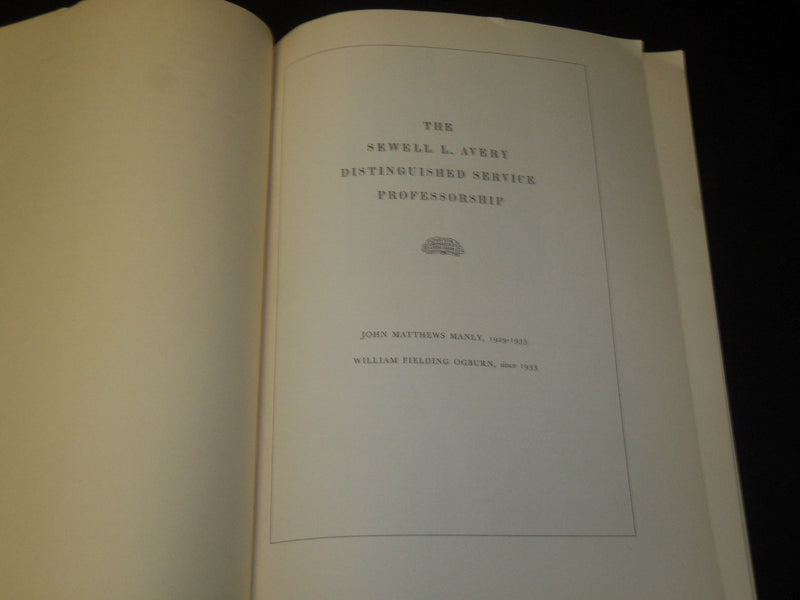 1930'S GREAT MEN UNIVERSITY OF CHICAGO SOFTCOVER BOOK - JC 43