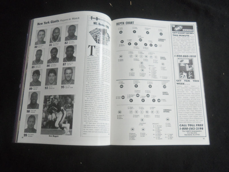 1990 OCT 21 GAMEDAY MAGAZINE - NEW YORK GIANTS VS. PHOENIX CARDINALS - B 5536K