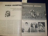 1956 PRO FOOTBALL MAGAZINE - B 6527