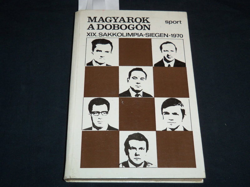 1972 MAGYAROK A DOBOGON HARDCOVER BOOK BY VARNUSZ EGON - HUNGARIAN - KD 4670U