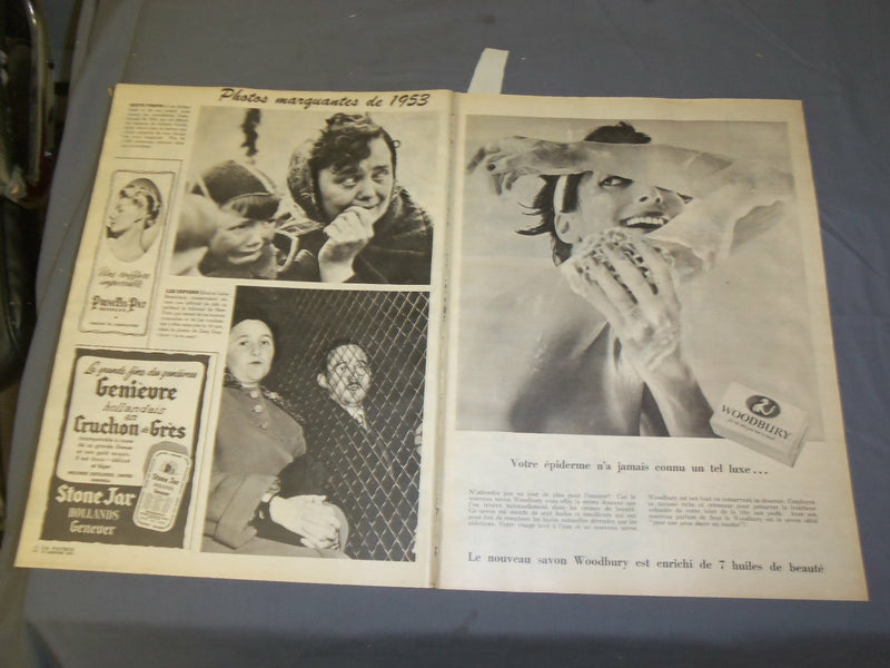 1954 JAN 10 LA PATRIE NEWSPAPER-QUEEN ELIZABETH COVER-HERVE LALONDE PHOTO-FR4122