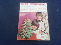 1970 DECEMBER GOOD HOUSEKEEPING MAGAZINE - NICE COVER, ARTICLES & ADS - F 252D