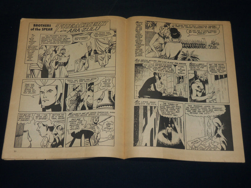 1970 CAPTAIN GEORGE'S COMIC WORLD MAGAZINE ISSUE NO. 27 - J 5796