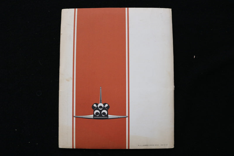 1981 NASA INFORMATION KIT - SOFTCOVER BINDER - K 3076