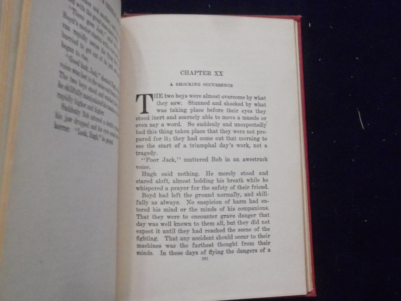 1918 BOB COOK AND THE GERMAN AIR FLEET HARDCOVER BOOK BY PAUL TOMLINSON- KD 8469