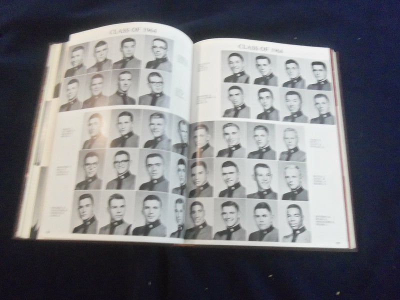 1962 SABRE & SASH PENNSYLVANIA MILITARY ACADEMY YEARBOOK - CHESTER, PA - YB 2811