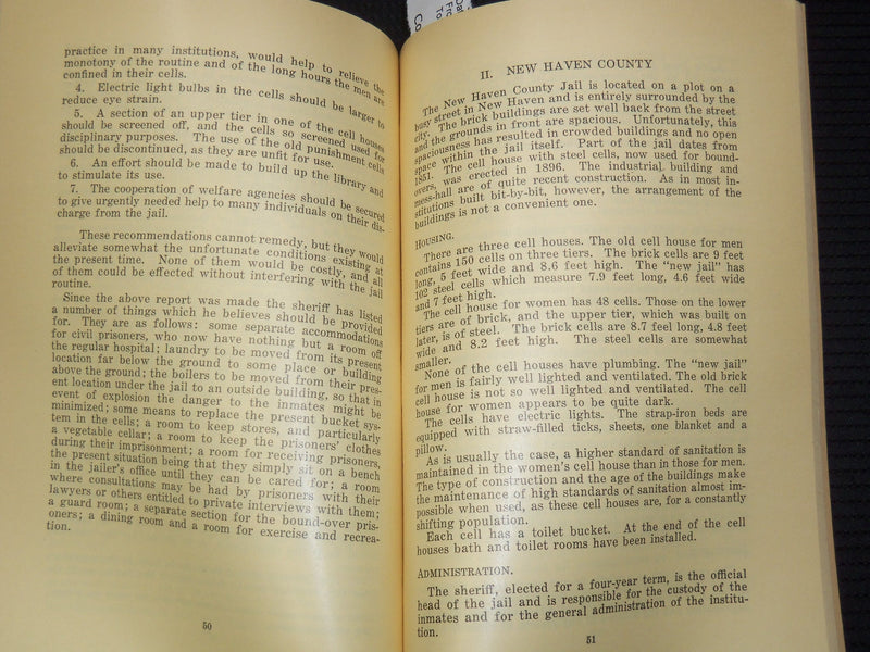 1932 STATE OF CONNECTICUT LEGISLATIVE COMMISSION ON JAILS REPORT - K 2696