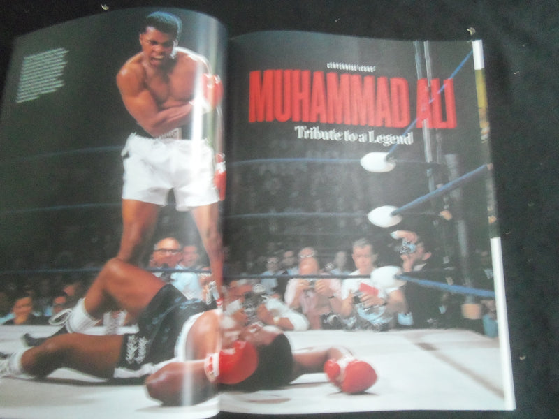 2021 CENTENNIAL ICONS COLLECTOR'S ISSUE MAGAZINE - MUHAMMAD ALI - B 4077C