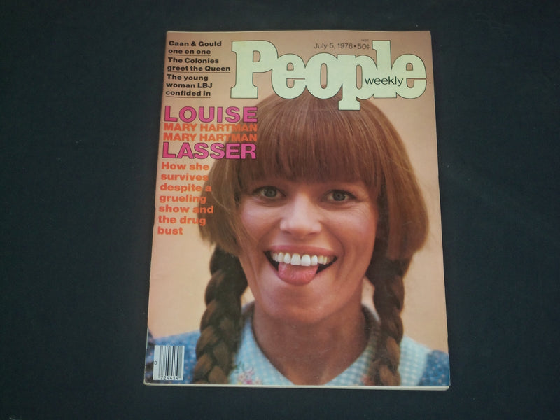 1976 JULY 5 PEOPLE MAGAZINE - LOUISE LASSER - MARY HARTMAN - B 4818