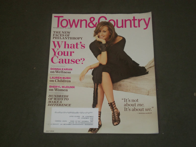 2010 JULY TOWN & COUNTRY MAGAZINE - DONNA KARAN COVER - B 2355