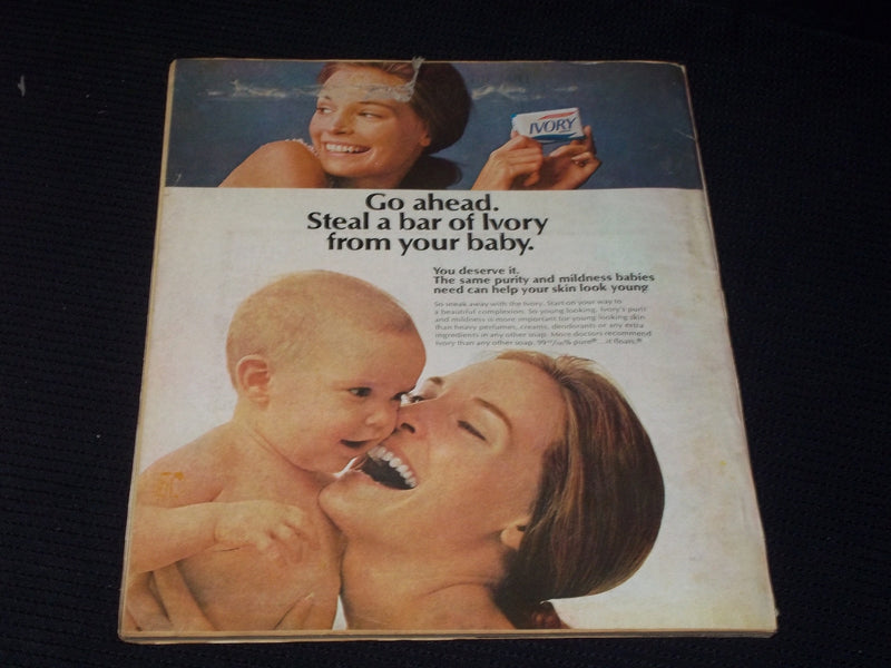 1968 JANUARY PHOTOPLAY MAGAZINE - LYNDA BIRD WEDDING FRONT COVER - E 882