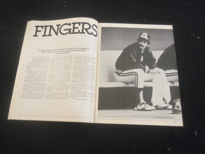 1979 BASEBALL MAGAZINE- MONTREAL EXPOS- ANDRE DAWSON COVER -FRENCH TEXT- B 6348G