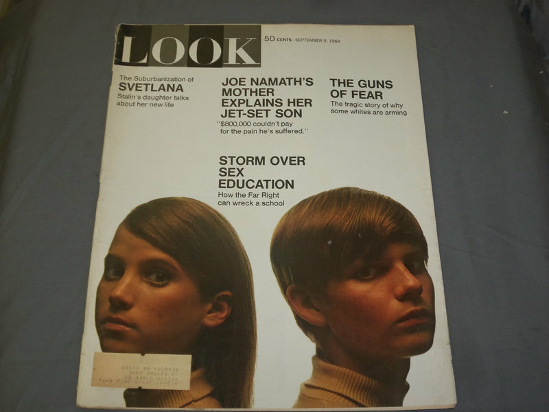 1969 SEPTEMBER 9 LOOK MAGAZINE- STORM OVER SEX EDUCATION- SVETLANA STALIN- LK 44