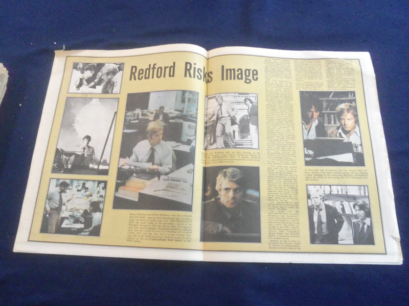 1976 MAY 16 MODERN PEOPLE NEWSPAPER - SOPHIA LOREN - ROBERT REDFORD - NP 5696