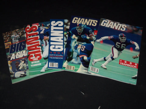1988-1993 NEW YORK GIANTS FOOTBALL YEARBOOKS LOT OF 5 - O 1350D