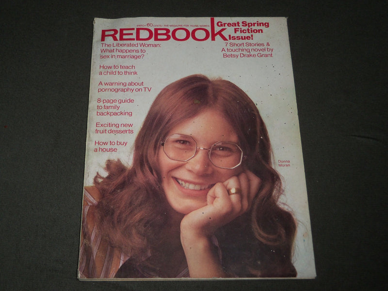 1972 MARCH REDBOOK MAGAZINE - DONNA MORAN COVER - B 3038
