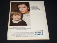 1969 SEPTEMBER PHOTOPLAY MAGAZINE - ETHEL KENNEDY FRONT COVER - E 894