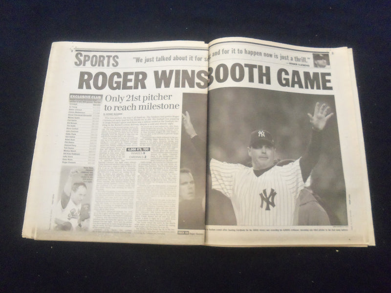 2003 JUNE 14 NEW YORK DAILY NEWS NEWSPAPER - ROGER CLEMENS 300TH WIN - NP 6061