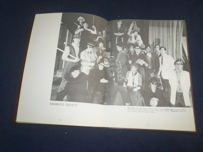 1968 GRIFFIN POMFRET COLLEGE PREP BOARDING SCHOOL YEARBOOK -POMFRET, CT- YB 2347